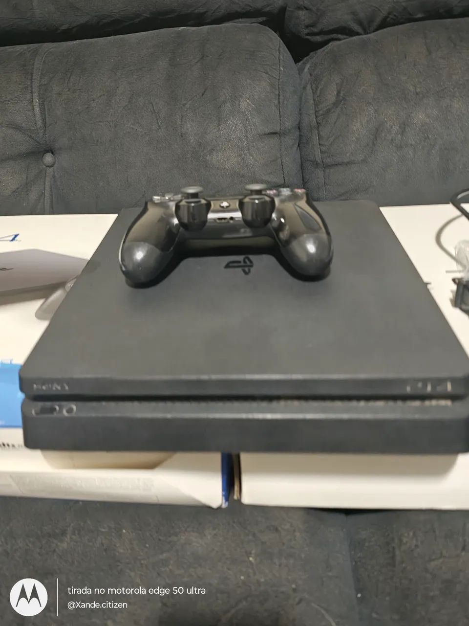 Vídeo game play 4 completo caixa e papeladas  - Foto 6