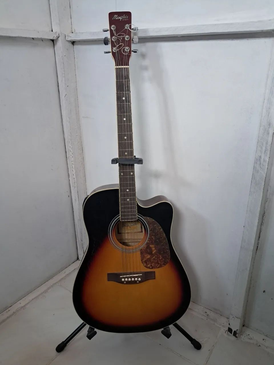 Violão elétrico 