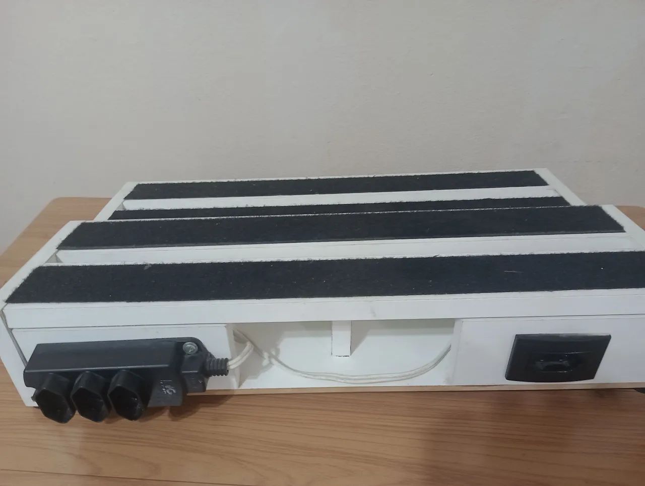 Pedalboard com gaveta e tomada - Foto 4