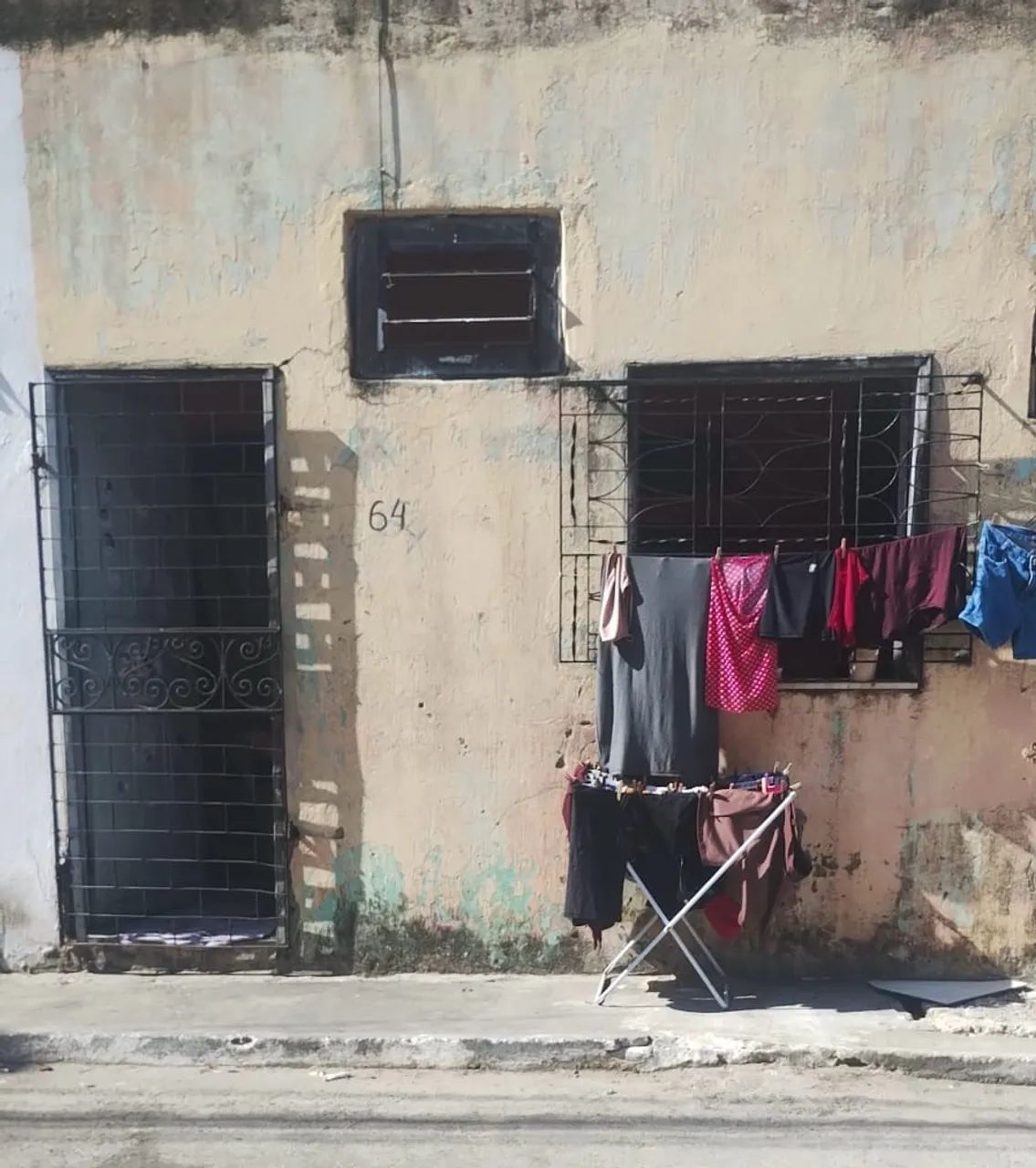 Alugo casa no bairro industrial 