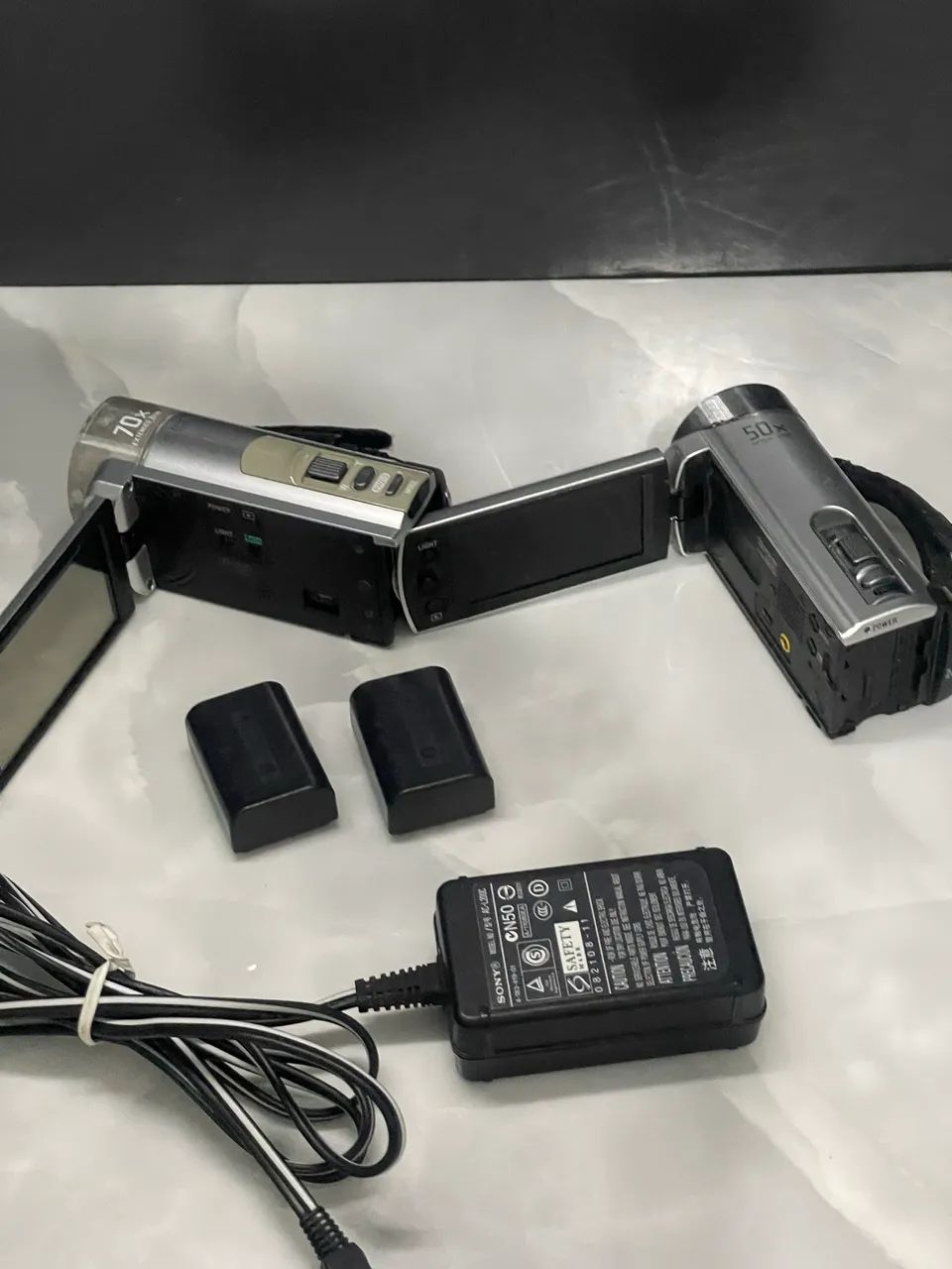 Duas câmera Sony handycam com deifeito  - Foto 4
