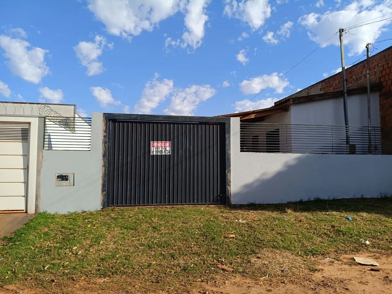 Vende-se casa 