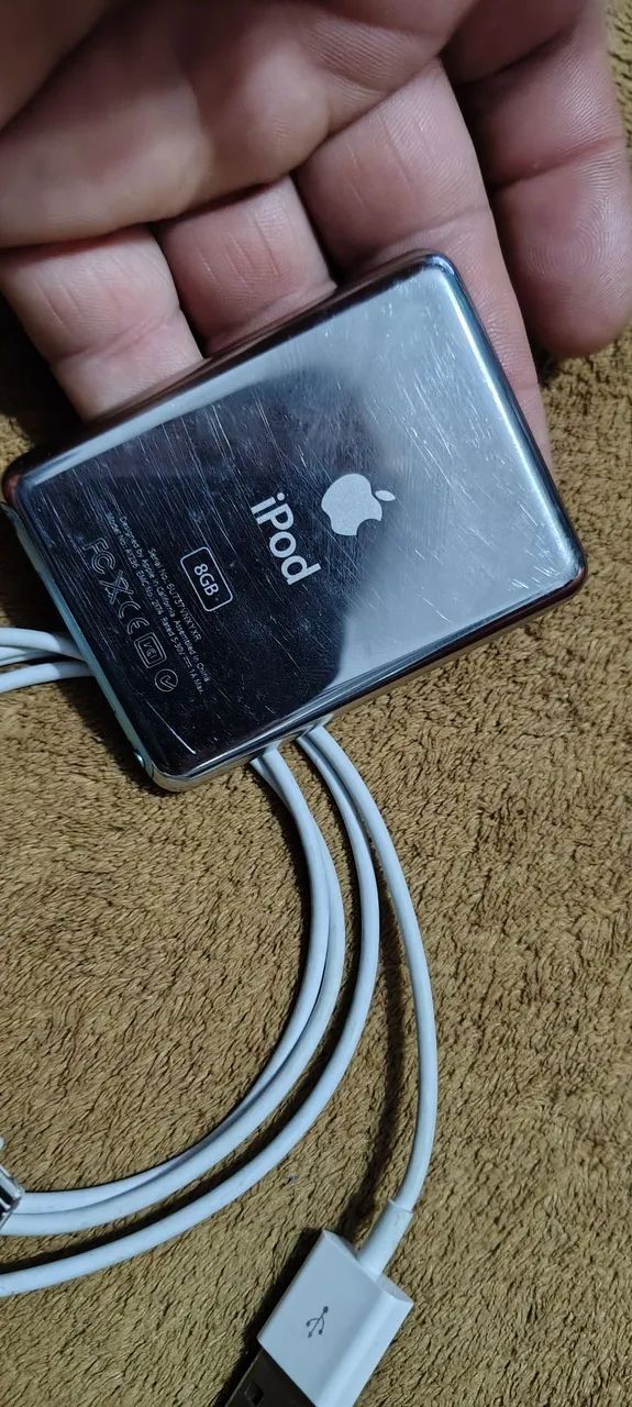 ipod nado 8 gigas funcionando - Aparelhos de Som - Parque