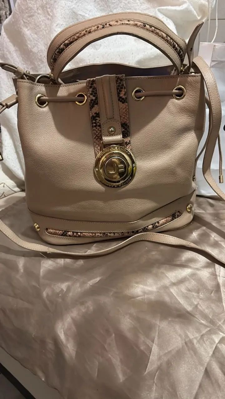 Bolsa couro legitimo linda!