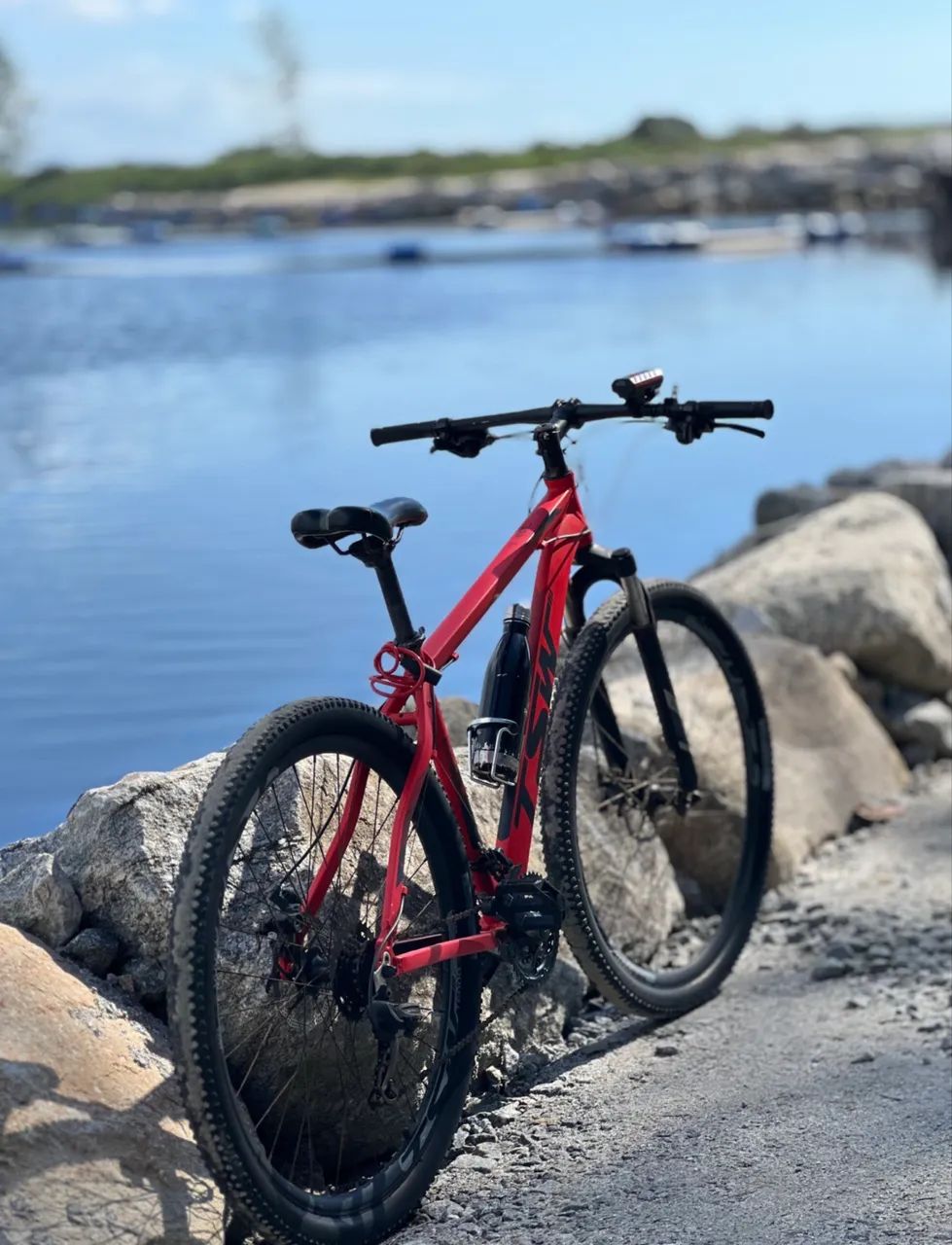 VENDE-se bicicleta aro 29 - Foto 2