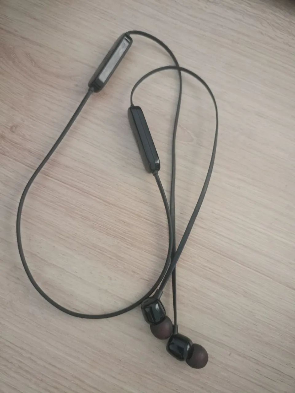 Fone de ouvido JBL 