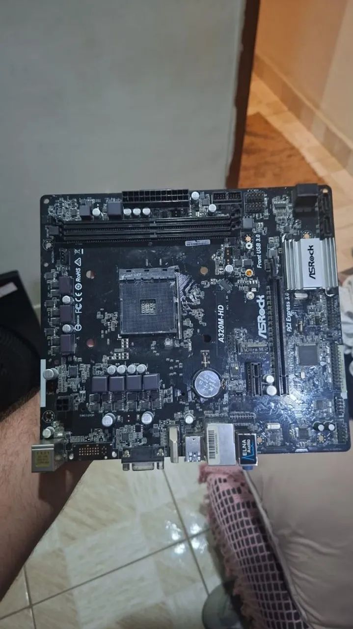 PROCESSADOR RYZEN 3200G + PLACA MÃE A320M - Foto 2