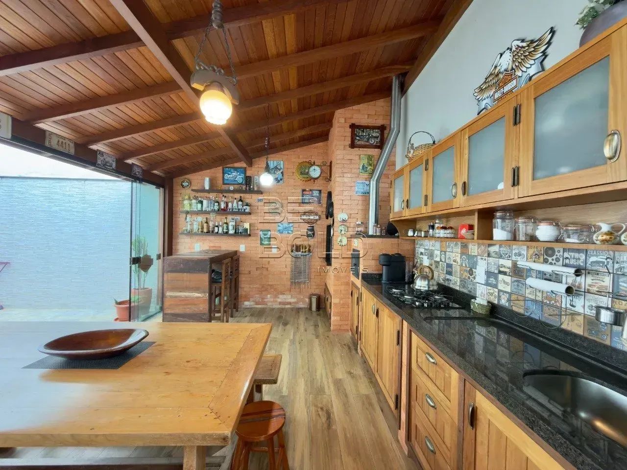 Casa térrea com 4 dormitórios em Coqueiros - Foto 3
