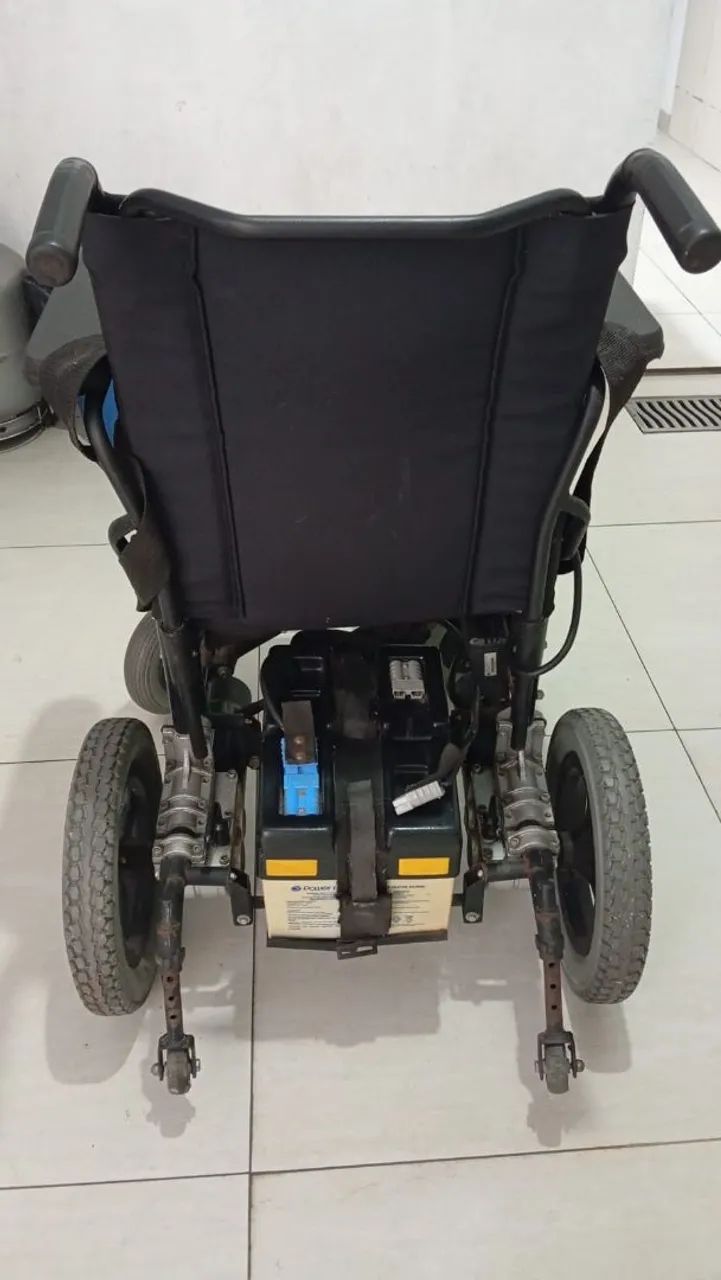 Cadeira de Rodas Motorizada Freedom - Foto 2