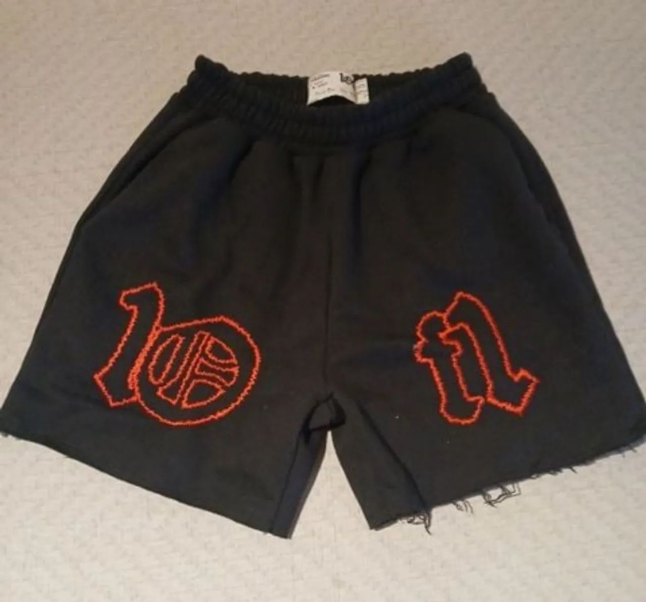 Short 1of1 exclusivist, tam.P