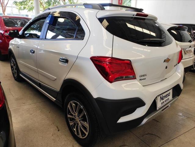 Chevrolet Onix 1.4 Mpfi Activ 8v - Foto 4