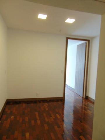 Copacabana-Sala reformada C/ Vaga Garagem, Equipada Com Ar Central - Foto 7