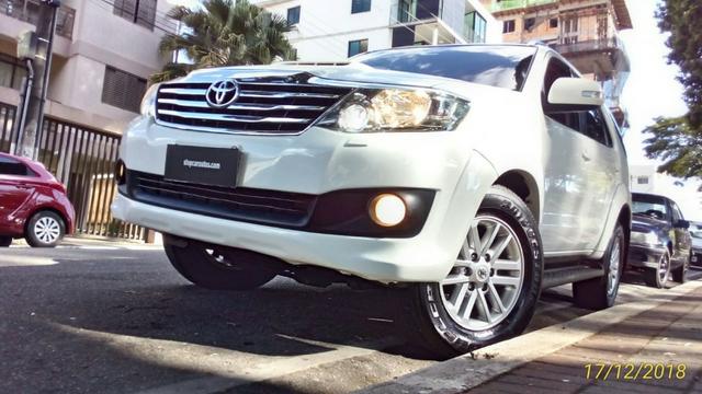 Toyota Hilux Sw4 3.0 4x4 Diesel 2013 -5 Lugares - Foto 17