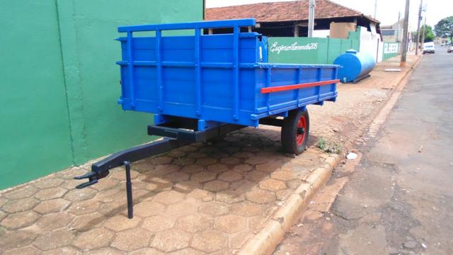 Carreta Agrícola Semi Nova