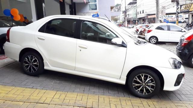 ETIOS 2016/2017 1.5 PLATINUM SEDAN 16V FLEX 4P AUTOMÁTICO - Foto 4