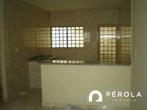 Casa geminada com 2 quartos - Bairro Setor Sudoeste em Goiânia - Foto 3