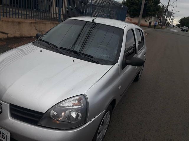 Renault Clio 09 com ar