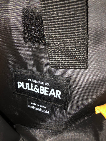 Mochila Brasil PULL&BEAR (nova) Oportunidade!!! - Foto 2