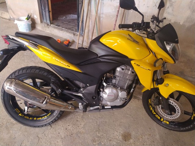 CB 300  2010 