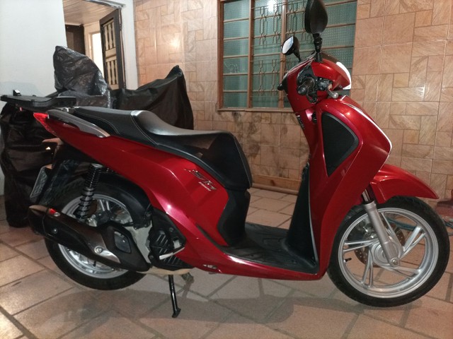 HONDA SH 150 VC IMPECÁVEL 10 MIL KM