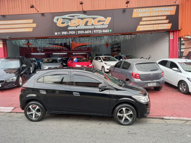 CHEVROLET ONIX 1.0 LS 2016  BAIXO KM 