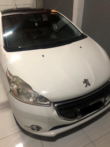 VENDO PEUGEOT 208 ALLURE ÓTIMO ESTADO
