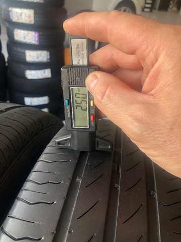 Kit 02 Pneus 205/55r17 Continental Powercontact 91v *usados - Foto 5