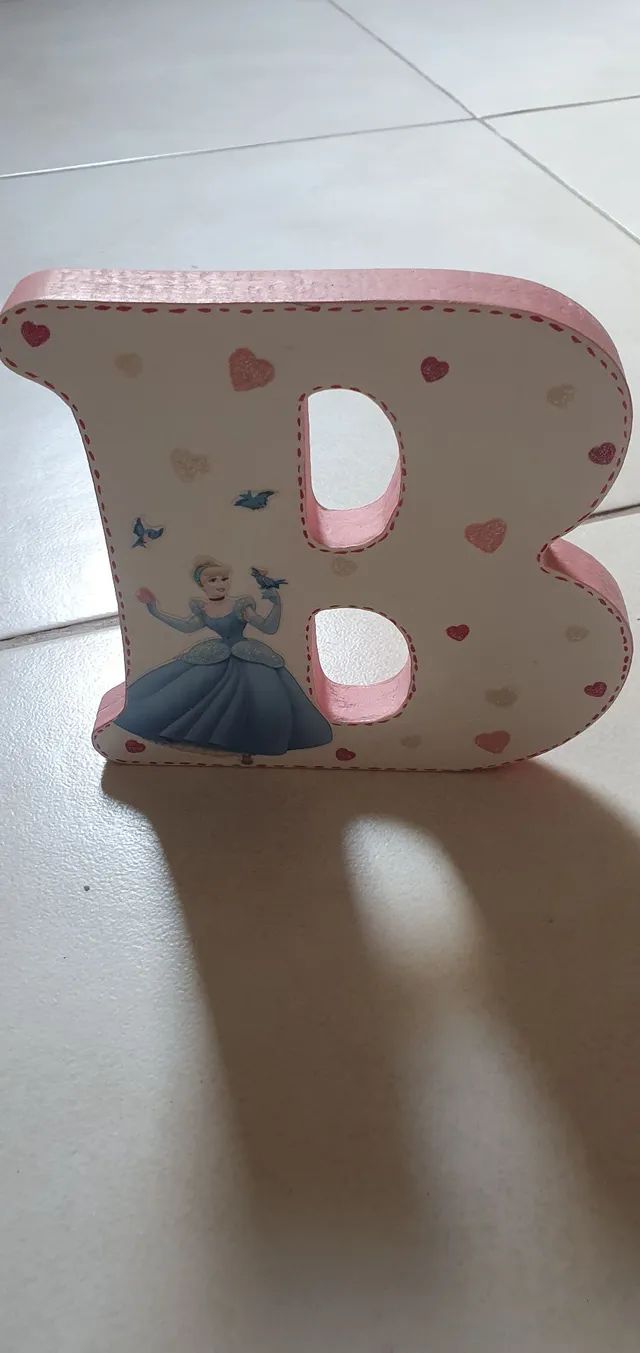 Letras MDF  das princesas  - Foto 5