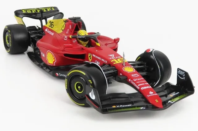 F1 2017 mostra realismo incrível nos carros da RBR e Ferrari