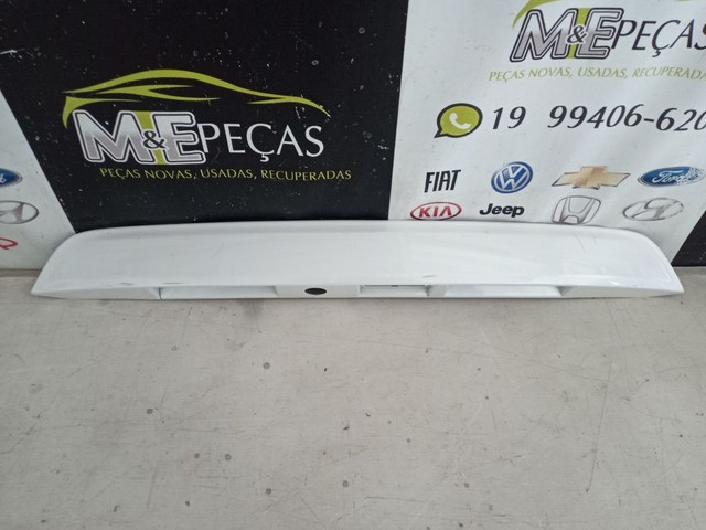 Friso Tampa Traseira Nissan Kicks 