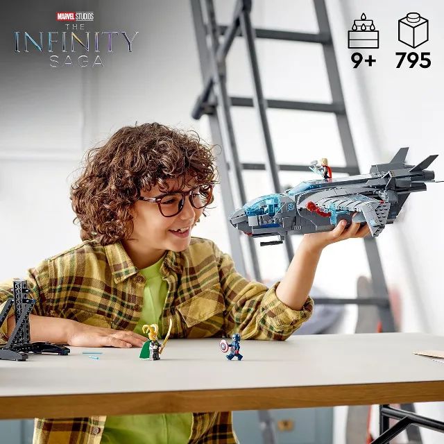 Lego Marvel Quinjet dos Vingadores 76248 (795 Peças) - Foto 6