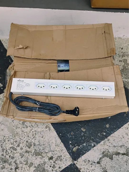 Multitomadas bivolt 