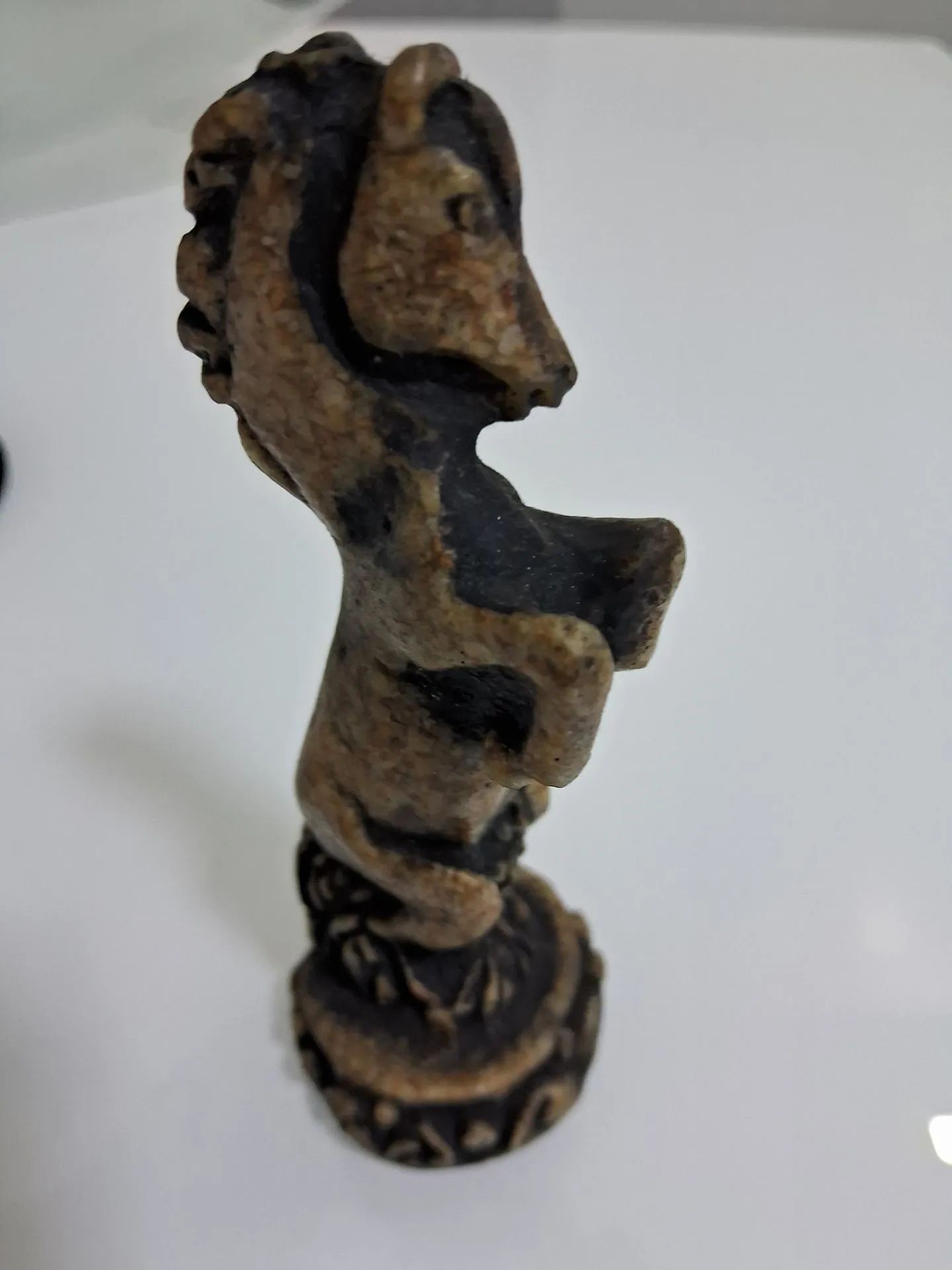 Cavalo de Xadrez em Pedra