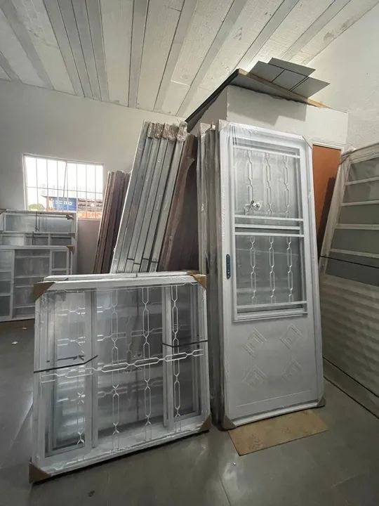 Porta postigo aço branco novas / entregamos  - Foto 2