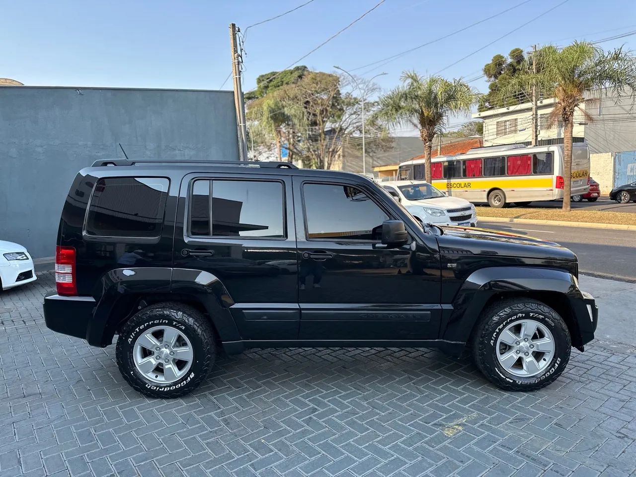 CHEROKEE SPORT 3.7 V6 4x4 - Foto 4