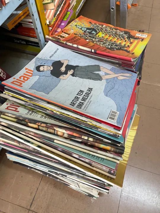 Revista Piauí 8 reais cada - Foto 2