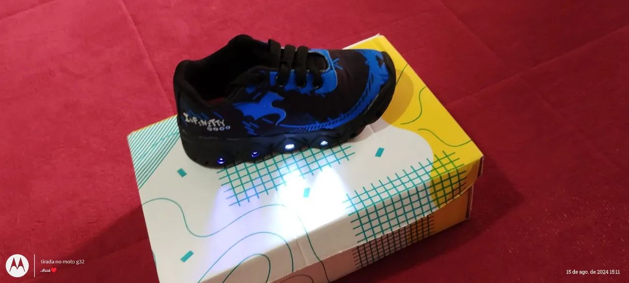 Tênis Infantil com Luzes - Infinity 5000