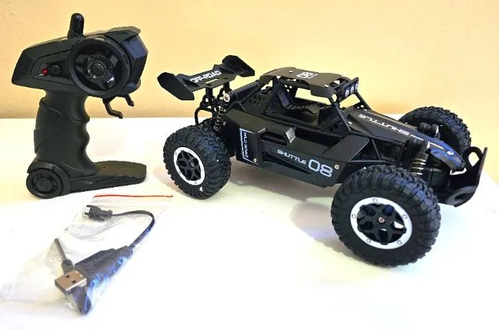 Carrinho de Controle Remoto Recarregável Com Farol Led Pneus de Borracha Suspensão Caixa - Foto 5