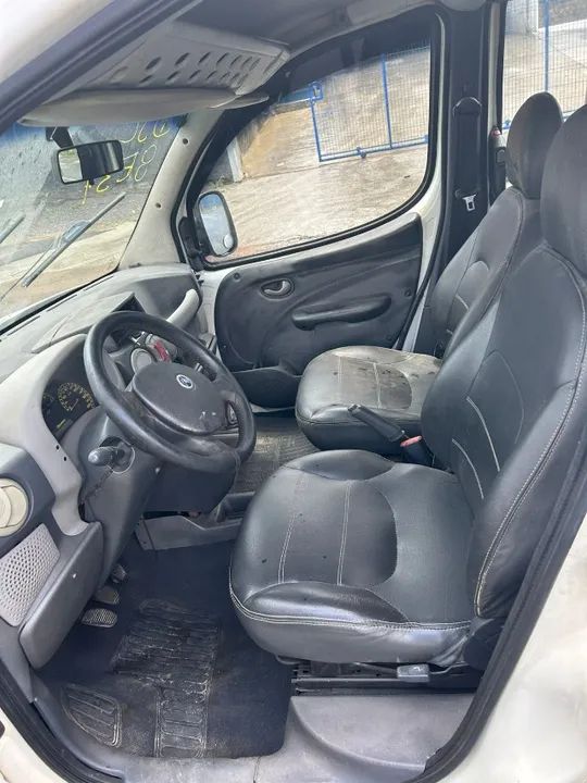 Sucata Fiat Doblo Adventure 1.8 Gasolina 2005 - Foto 7