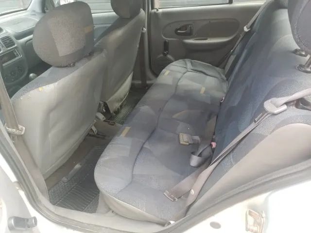 Bom/Barato/Revisado e Documentado! Clio Sedan 1.6 8v/2002 - Completo! Troca Carro-Moto! - Foto 4