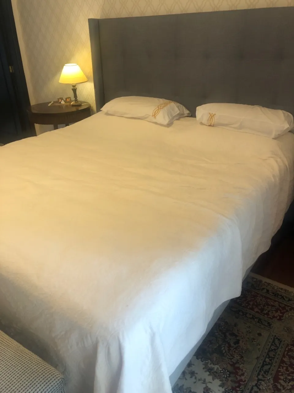 Cama King Simmons - ACEITO PROPOSTAS