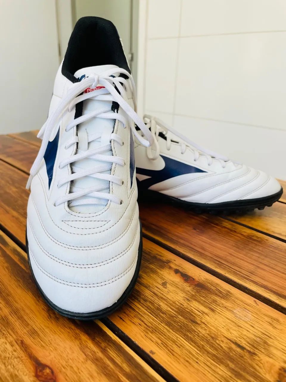 Chuteira society mizuno morelia 