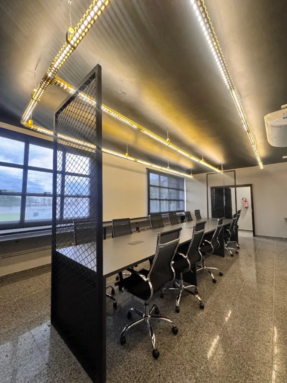 Estação de Trabalho - Sala Comercial - Escritório - Coworking