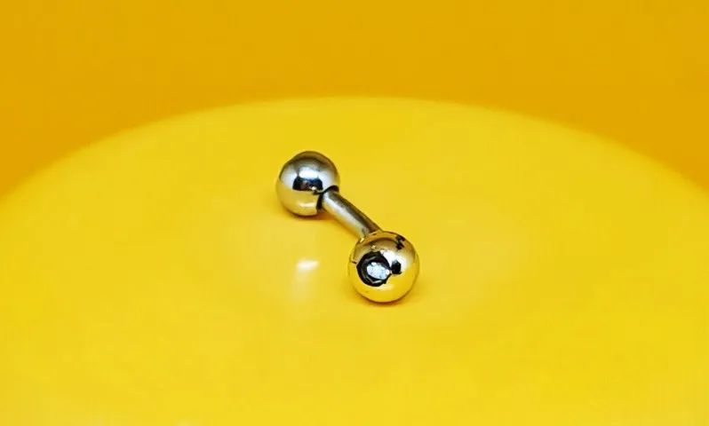 Piercing Curvado para Umbigo - Esfera com Pedra Rosa (Haste Curta) - Foto 5
