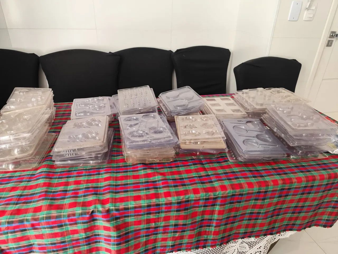 130 formas de Chocolate para Confeitmaria valor 100,00