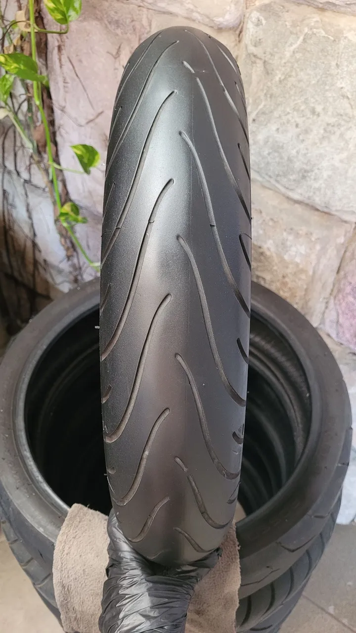 Pneu dianteiro michelin meia vida 110/70/17 cb300, fz250, twister, ninjinha