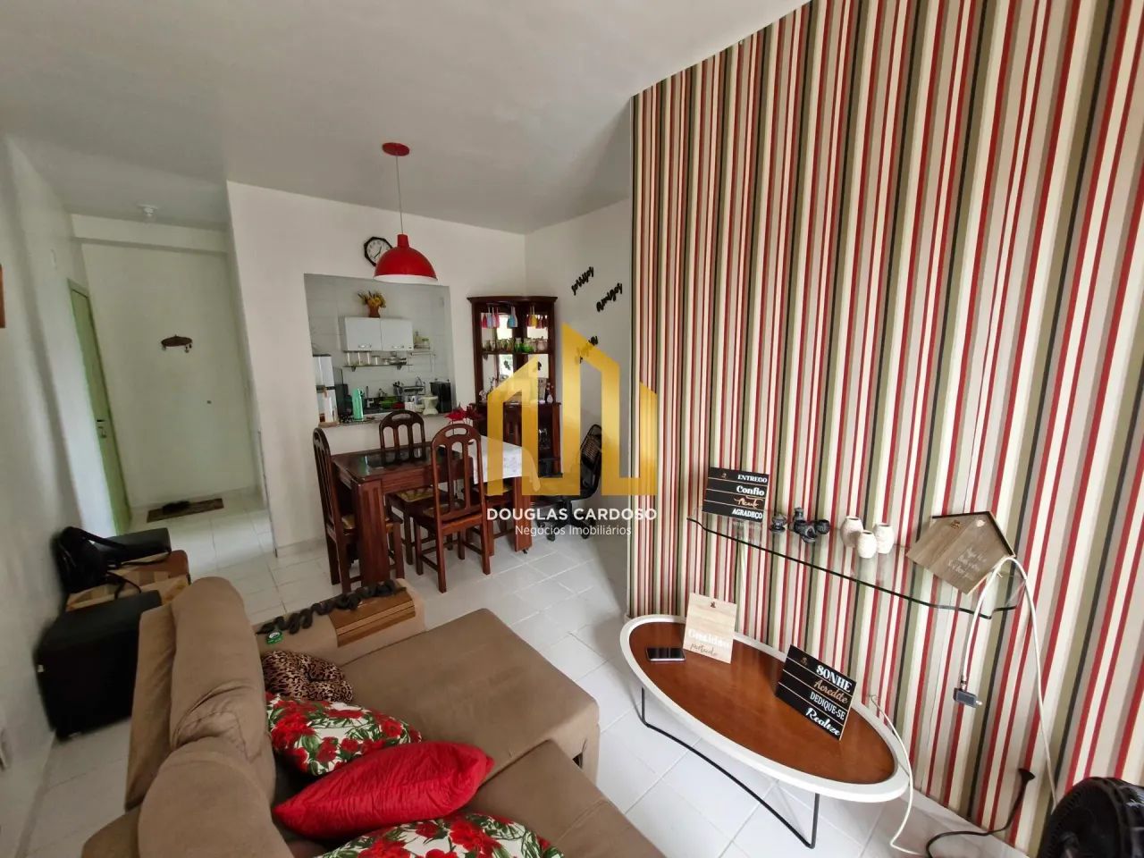 ALUGAMOS APARTAMENTO MOBILIADO