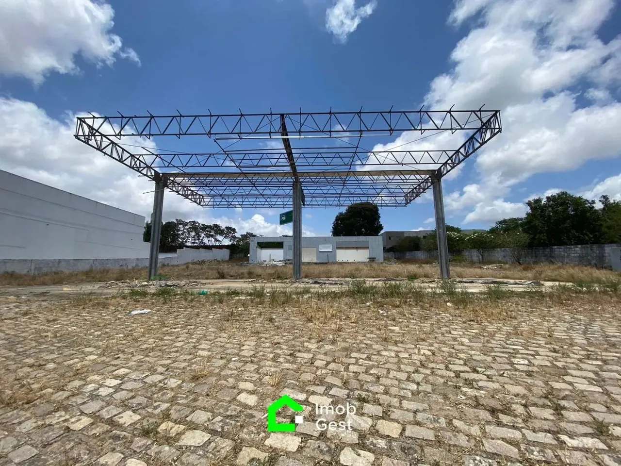 Terreno a venda na Olavo Montenegro