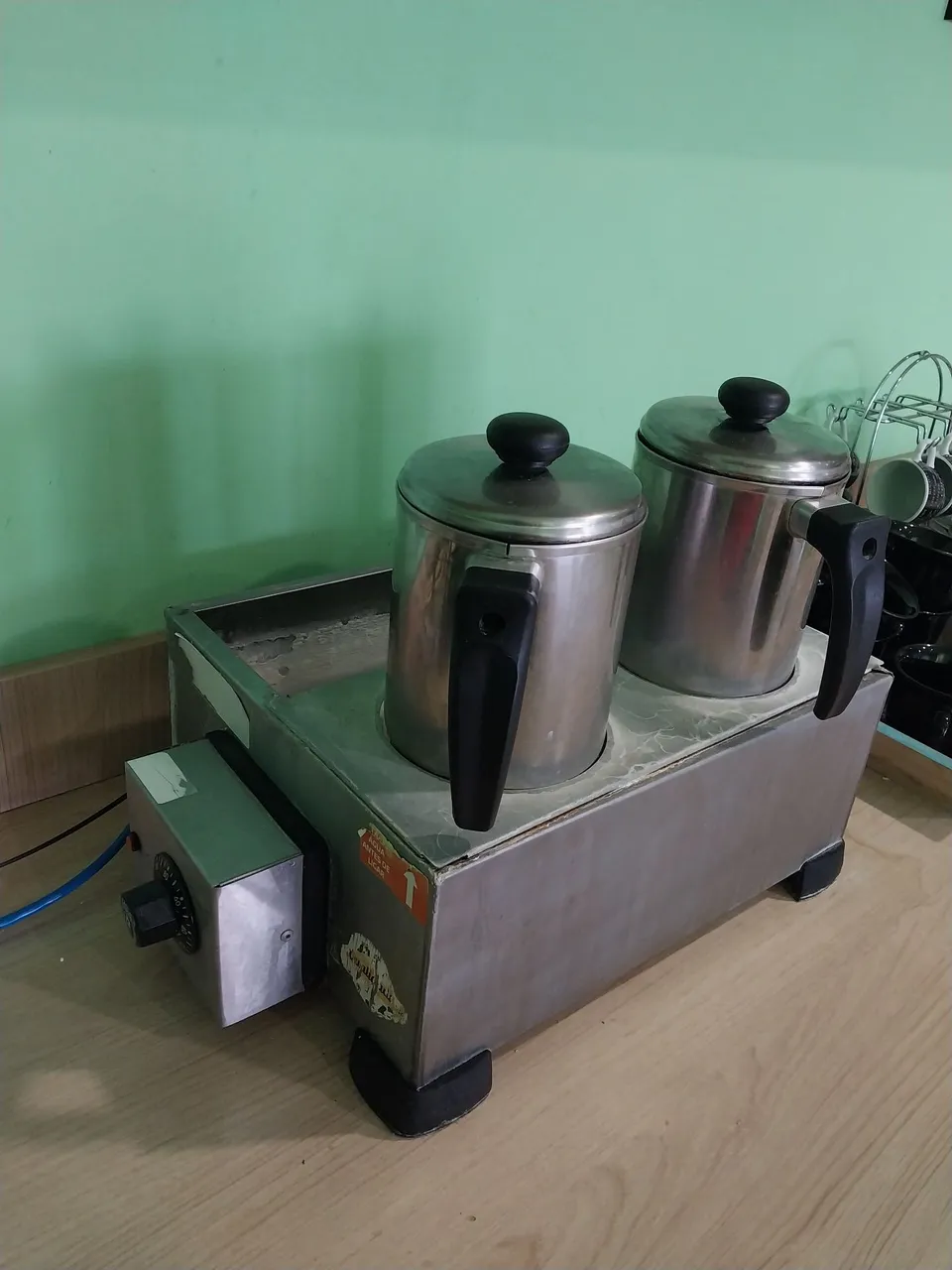 Cafeteira Elétrica Profissional - Ideal para Bares e Restaurantes