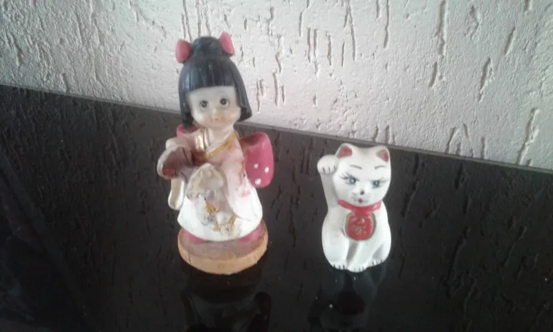 Boneca Japonesa Miniatura Decorativa